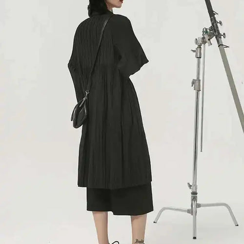 Load image into Gallery viewer, Loose Fit Black Brief Pleated Big Size Jacket New Lapel Long Sleeve Women Coat Fashion Tide Spring Autumn 2025 1DH2077
