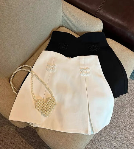 White Chinese Style Button Up Mini Skirts Women Black High Waisted Pleated A-line Wrapped Hip Short Skirt Chic Korean 2024 Retro