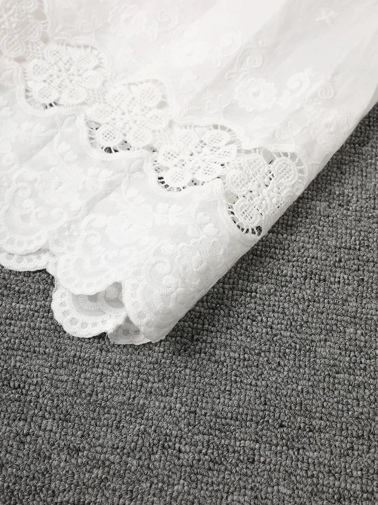 Women White Lace Hollow Out Elegant Slim Dress New Square Collar Short Sleeve Fashion Tide Spring Summer 2025 CPG3161