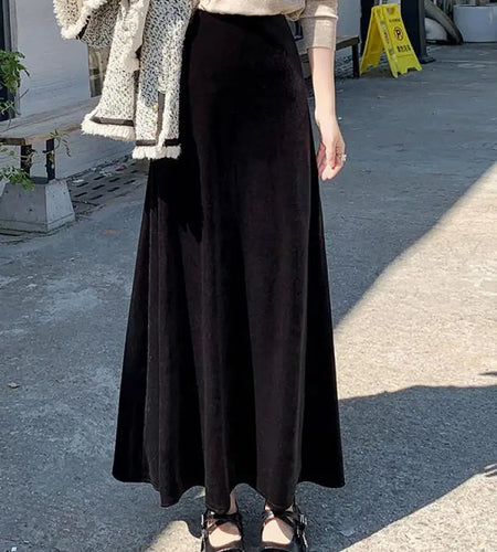 Korean Style Women Red Elegant Vacation Pleated Long Skirt 2024 Autumn Winter New Black High Waist Party Velvet Skirt Thick Chic