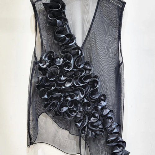 Load image into Gallery viewer, Solid Spliced Appliques Slimming T Shirts For Women V Neck Sleeveless Minimalist Elegant T Shirt Female Clothes New
