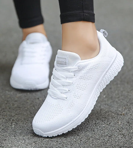Women Casual Shoes Fashion Breathable Walking Mesh Flat Shoes Sneakers Women Gym Vulcanized Shoes White Female Footwear