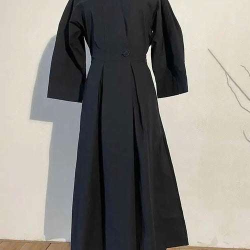 Load image into Gallery viewer, Women Beige Pleated Long Big Size Elegant Dress New Lapel Long Sleeve Loose Fit Fashion Tide Spring Autumn 2025 1DE91400
