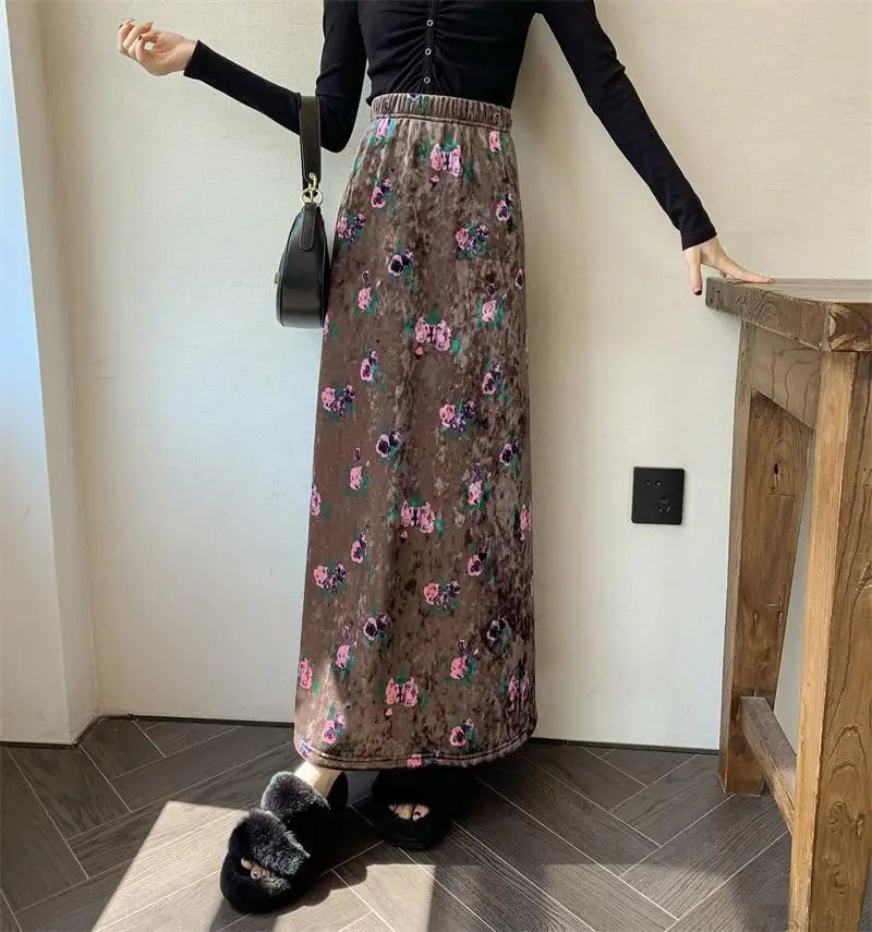 Retro Brown Floral Elegant Party Long Skirt Black Print Elastic High Waist Velvet Skirts Autumn Winter All-match Fashion Women