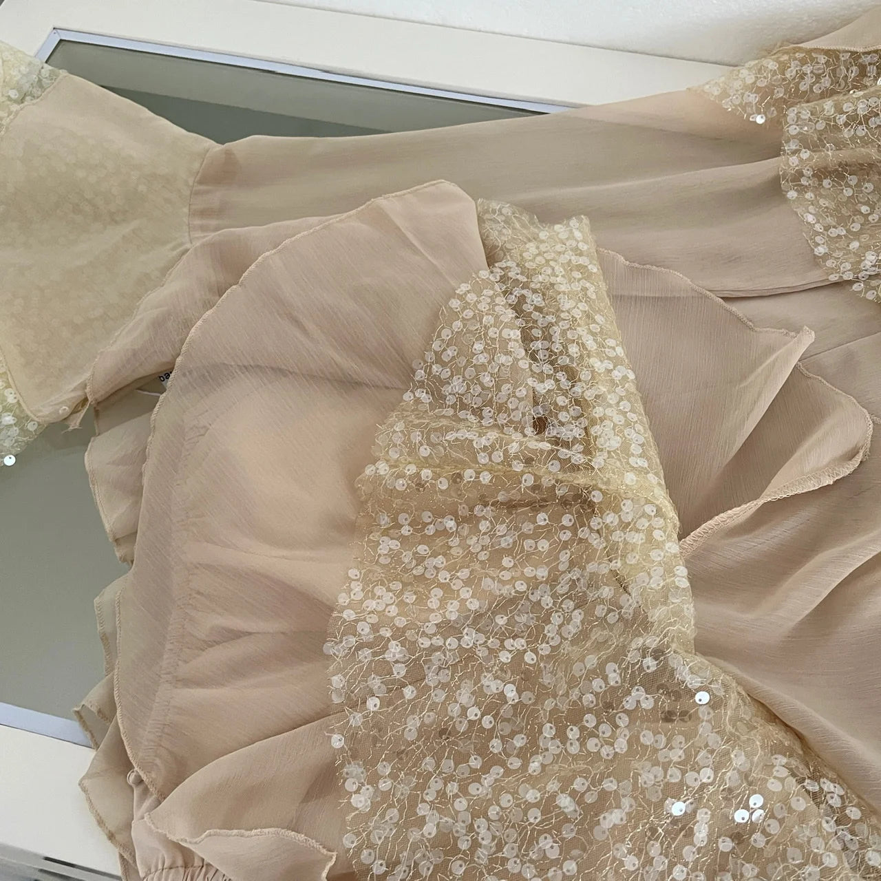 French Vintage Women's Khaki Sequins Long Sleeved Elegant Pleated Short Dress Autumn Winter Sweet Ruffles Mini Princess Dresses