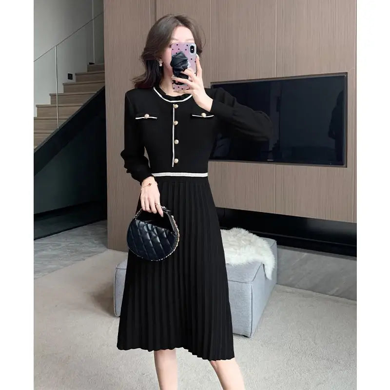 Autumn Winter Fashion Patchwork Long Sleeves Button Knitted Dresses Women's Elegant Round Neck Office Pleated Midi Dress Popular
