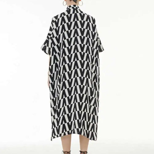Load image into Gallery viewer, Women Black Pattern Printed Big Size Long Shirt Dress New Lapel Half Sleeve Loose Fit Fashion Spring Summer 2025 1DE9944
