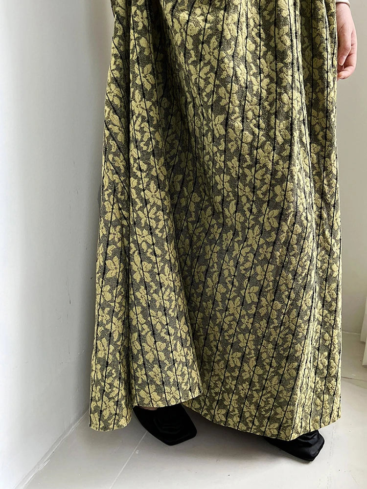 Women Green Printed Bandage Long Spaghetti Strap Dress New V-Neck Sleeveless Fashion Tide Spring Summer 2025 1DJ1311