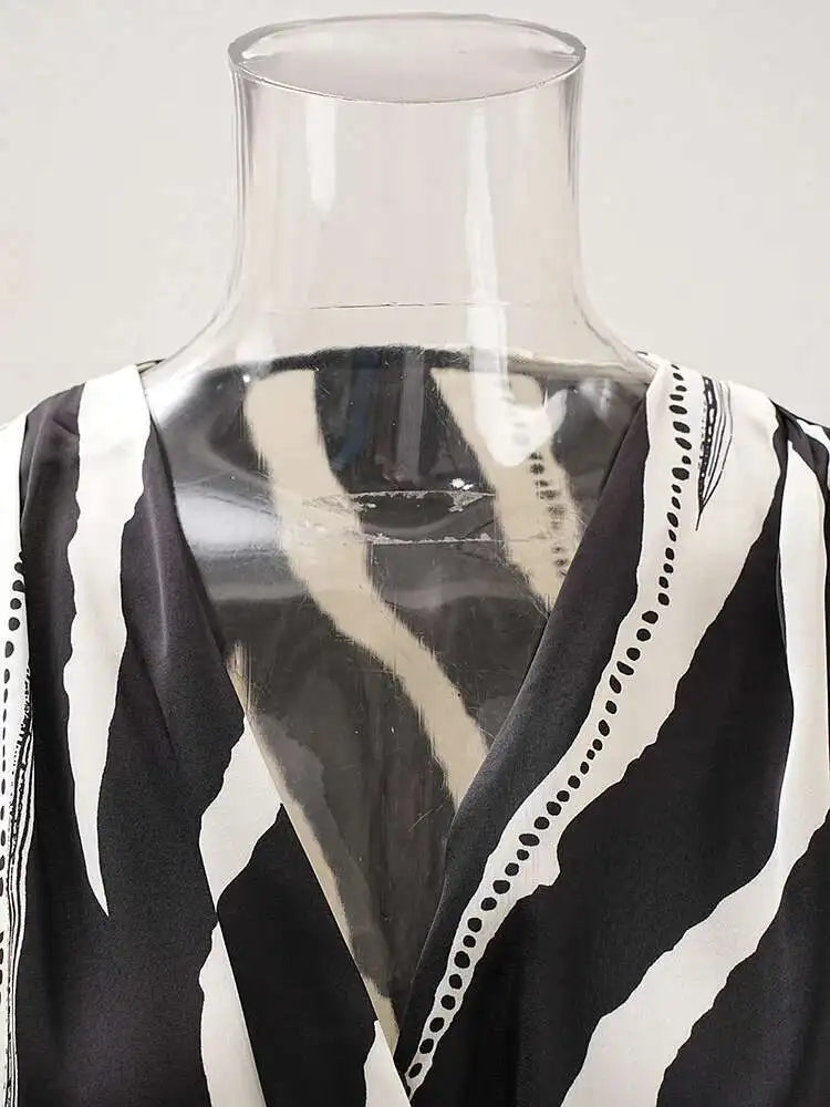 Women Beige Striped Printed Belted Elegant Midi Dress New V-Neck Sleeveless Fashion Tide Spring Summer 2025 CPG1504