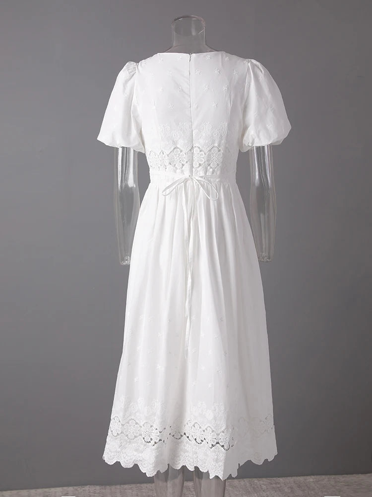 Women White Lace Hollow Out Elegant Slim Dress New Square Collar Short Sleeve Fashion Tide Spring Summer 2025 CPG3161