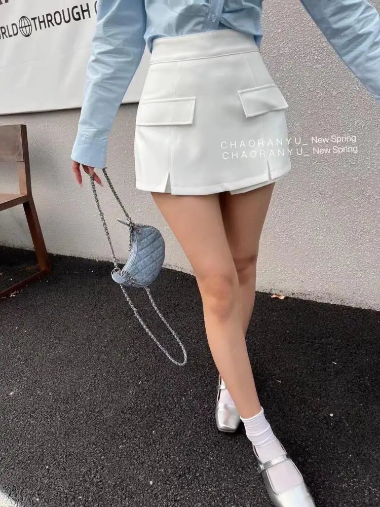 Women Chic Black White High-waist Wrapped Hip Mini Skirt 2024 Spring Summer Streetwear Vacation Brown Bodycon Short Skirt Simple