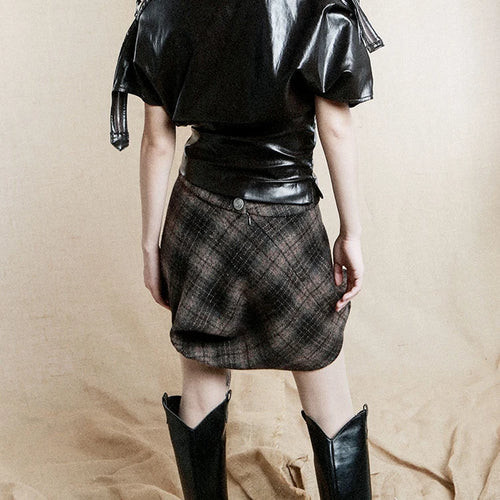 Load image into Gallery viewer, Women Brown Pu Leather 2 Ways Wear T-shirt New Asymmetrical Collar Short Sleeve Fashion Tide Spring Autumn 2025 1DH9374
