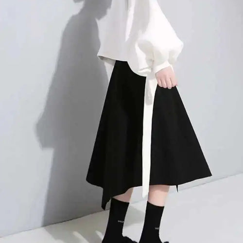 Load image into Gallery viewer, Loose Fit Back Bow Sweatshirt New Round Neck Long Lantern Sleeve Women Big Size Fashion Tide Spring Autumn 2025 JE141
