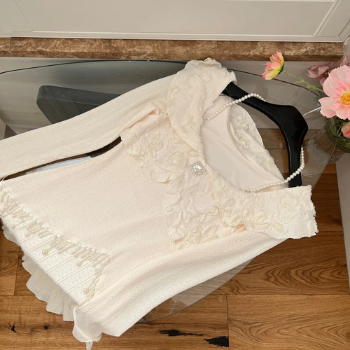 Load image into Gallery viewer, French Fashion Women's Beige Lace Tassel Long Sleeve Ruffles Dress 2024 Autumn Vintage New High Waist Pleated Fishtail Dresses
