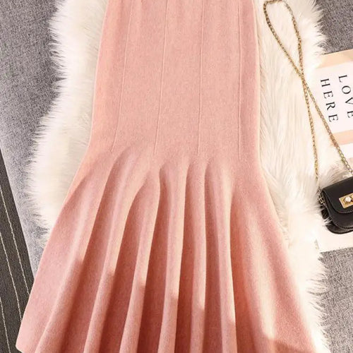 Load image into Gallery viewer, Autumn Winter Black Pleated Knit Fishtail Skirt Women 2023 Fashion Beige Bodycon Mermaid Midi Skirt Pink Elastic High Waist Slim
