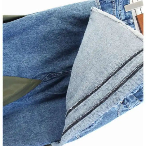 Load image into Gallery viewer, High Elastic Waist Black Denim Color-block Irregular Half-body Skirt Women Fashion Tide New Spring Autumn 2025 1DJ0125
