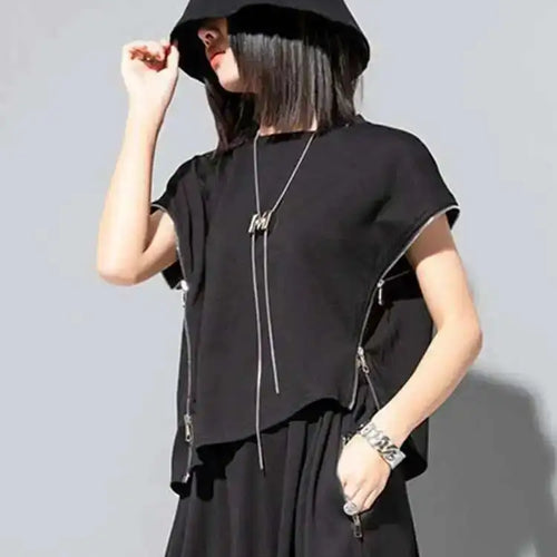 Load image into Gallery viewer, Women Black Zipper Irregular Big Size Casual T-shirt New Round Neck Sleeveless Fashion Tide Spring Summer 2025 1DF7632
