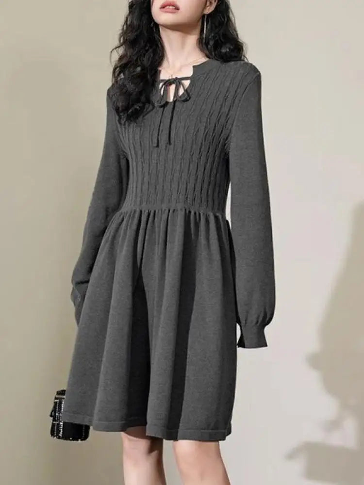 French Women's Autumn Winter Grey Long Sleeved Knitted Midi Dress V-neck Lace-up High Waist Slim Festival Pleated Dress Fashion