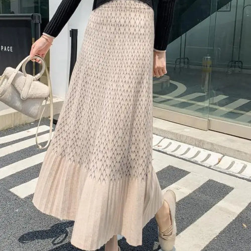 Load image into Gallery viewer, Korean Fashion Women Black Print Patchwork Elegant Long Skirt 2024 Autumn Winter Vintage Beige High Waist A-line Pleated Skirts
