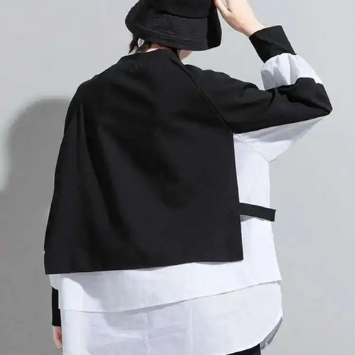 Load image into Gallery viewer, Women Contrast Color Split Joint Big Size T-shirt New Round Neck Long Sleeve  Fashion Tide  Spring Autumn 2025 1DC538
