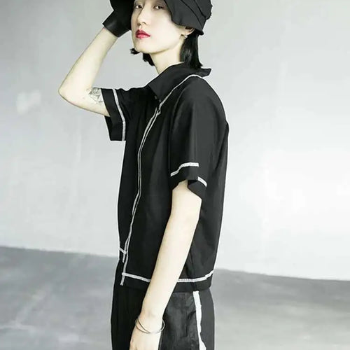 Load image into Gallery viewer, Women Black Line Stitch Irregular Big Size T-shirt New V-collar Short Sleeve  Fashion Tide  Spring Summer 2025 1X004
