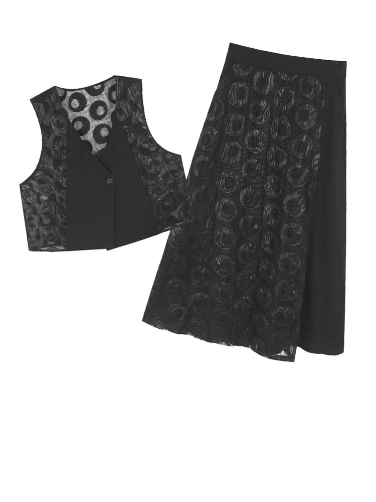 Black Dot Hollow Out Vest Half-body Skirt Two Pieces Suit New V-Neck Sleeveless Women Fashion Spring Autumn 2025 1DJ1101