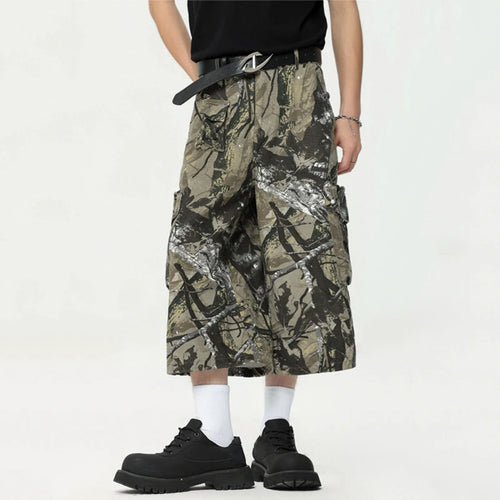 Load image into Gallery viewer, American Style Men Graffiti Cropped Trousers Summer Fashion Casual  Straight Wide Leg Male Shorts Camouflage Color 9C6630
