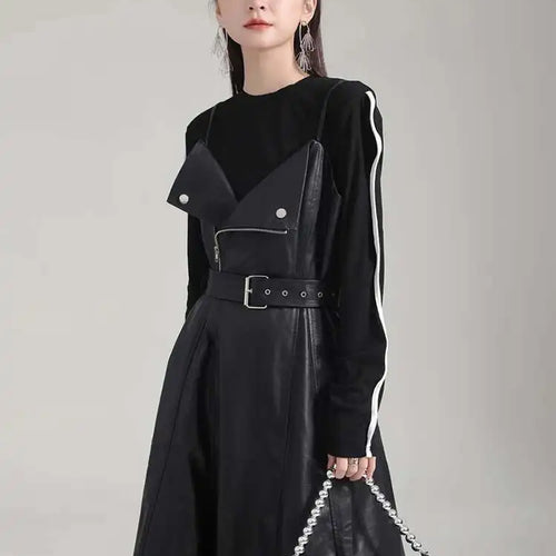 Load image into Gallery viewer, Women Black Pu Leather Belted Long A-line Dress New V-Neck Sleeveless Loose Fit Fashion Tide Spring Autumn 2025 1DH2000
