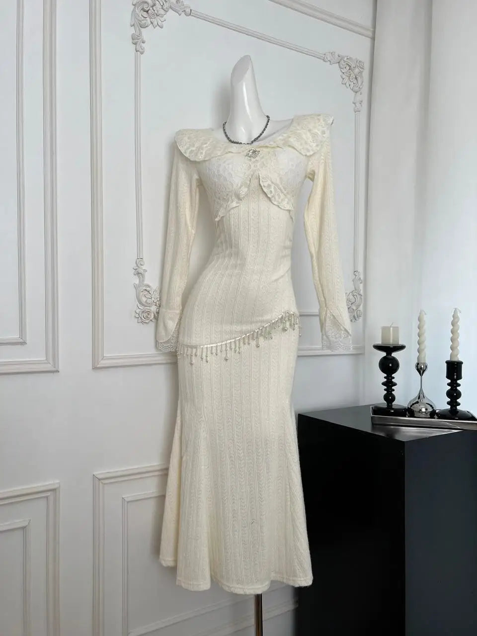 French Retro Women Beige Lace Long Sleeved Tassels Festival Party Dress Autumn Winter Black Slim Ruffles Package Hip Dress Trend