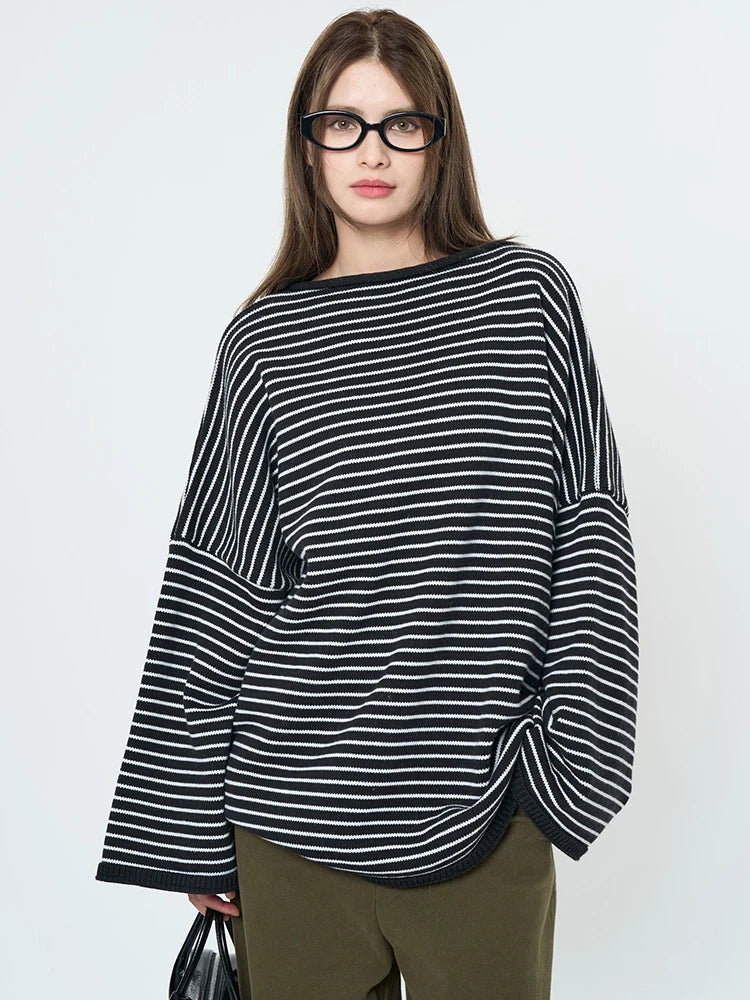 Women Blue Striped Shaped Big Size Knitting T-shirt New Round Neck Long Sleeve Fashion Tide Spring Autumn 2025 1DH9279