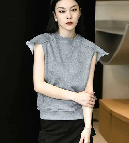 Women Gray Black Shoulder Shaped Casual T-shirt New Round Neck Sleeveless Fashion Tide Spring Summer 2025 1DD9652