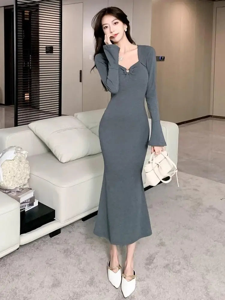 Autumn Winter 2024 Korean Black Square Neck Long Sleeved Dress Women Retro Grey Elegant Office Slim Wrap Hip Fishtail Dress Chic