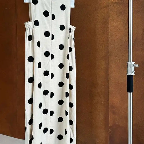 Load image into Gallery viewer, Women White Dot Printed Pleated Big Size Elegant Dress New Round Neck Sleeveless Fashion Tide Spring Summer 2025 1DJ0367
