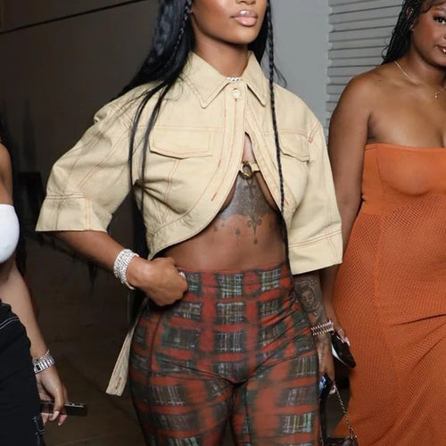 Load image into Gallery viewer, Small Personality Woman Jacker Button Metal Ring Autumn Cardigan Outdoor Street Fashion Half-Sleeved Lapel Short Coat
