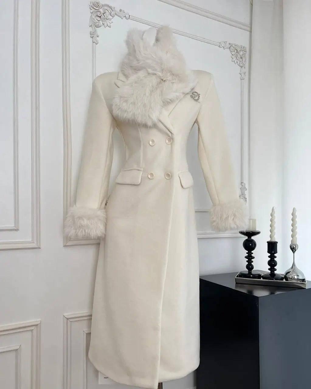 Autumn White Women's Winter Plush Double-sided Woolen Coat 2024 New Vintage Temperament Double-breasted Medium Long Jacket Trend