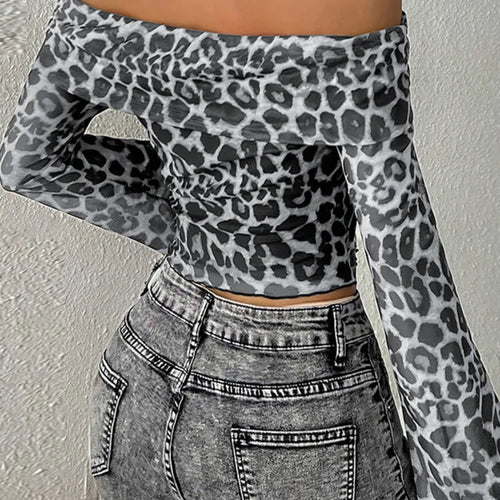 Load image into Gallery viewer, Leopard Print Long Sleeve T-shirt Women Off-shoulder Backless Crop Tops Female Fashion Printed Strapless Tees Tops
