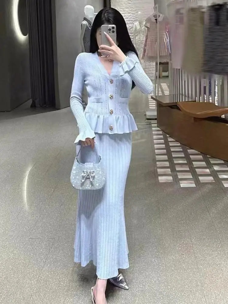 French Women Black White V Neck Elegant Slim Long Sleeved Dress Spring Blue Single Breasted Office Lady Knit Fishtail Dress Chic