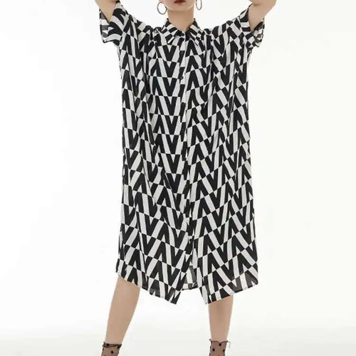 Load image into Gallery viewer, Women Black Pattern Printed Big Size Long Shirt Dress New Lapel Half Sleeve Loose Fit Fashion Spring Summer 2025 1DE9944
