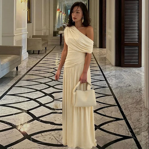 Load image into Gallery viewer, Incline Shoulder Backless Sexy Maxi Dress Women Summer New Fashion Sleeveless Pleated Ruched Club Party Long Dress
