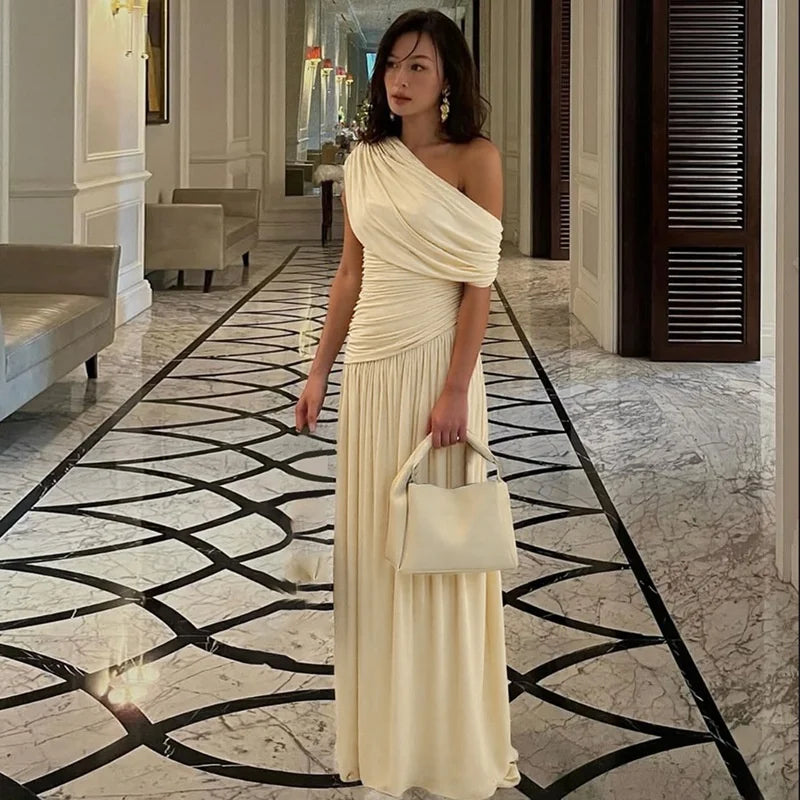 Incline Shoulder Backless Sexy Maxi Dress Women Summer New Fashion Sleeveless Pleated Ruched Club Party Long Dress