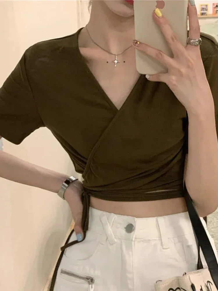 2025 Summer Casual Tee Tops Women T shirts Solid V-neck Sexy Cropped Cross Tie-Up Harajuku Basic Korean Street T-shirts mujer