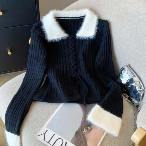 Load image into Gallery viewer, French Fashion Women Black Beige Patchwork Elegant Long Sleeve Sweaters 2024 New Autumn Winter Vintage Lace-up Knit Cotton Tops
