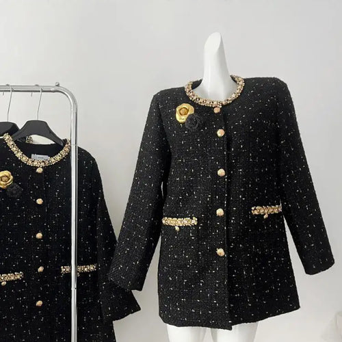 Load image into Gallery viewer, White Women New Black Patchwork Elegant Down Woolen Coat 2024 New French Vintage White Diamond Round Neck Single Breasted Jacket
