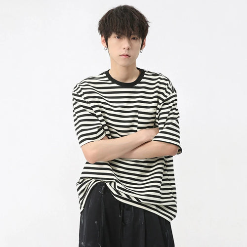 Load image into Gallery viewer, Casual Men&#39;s T-shirt Round Collar Short Sleeve Male T-shirts Stripe Pocket Design Vintage Loose Pullover Top Summer 9C6016
