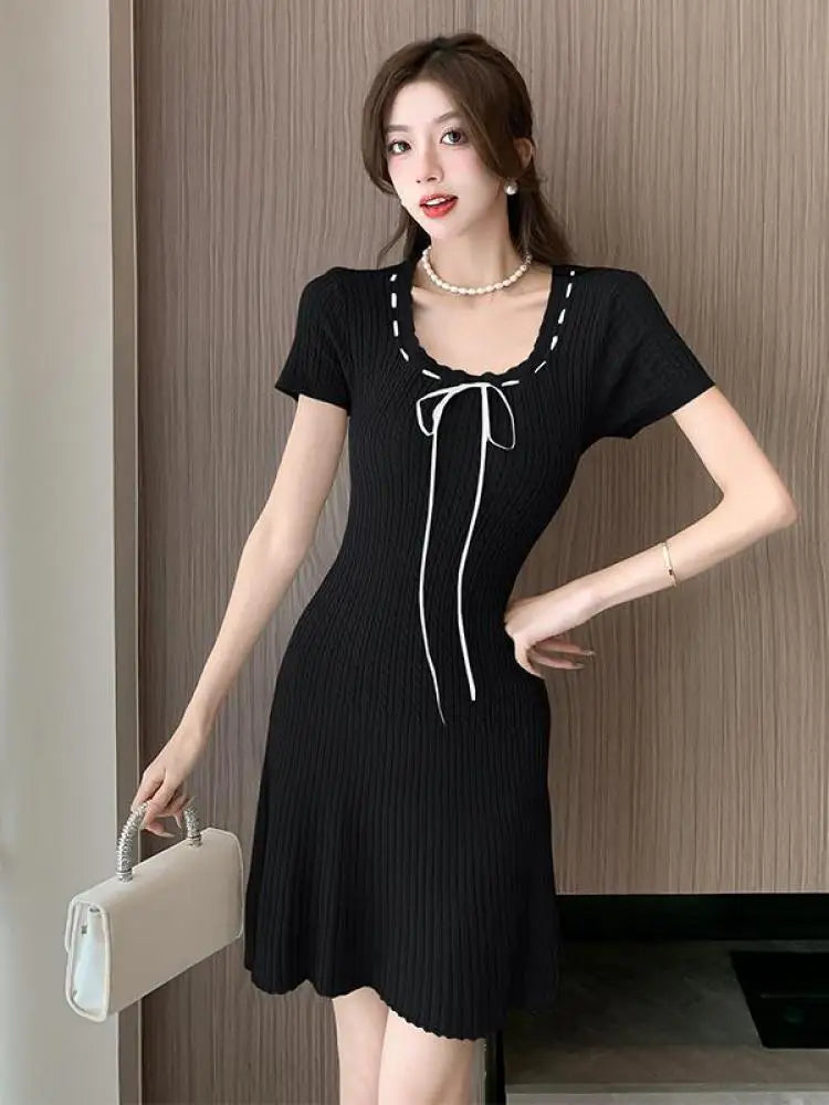 Korean Women's Black Beige Round Neck Knitted Office Lady Short Sleeve Mini Dress Summer Green Lace-up Short Dresses Simplicity