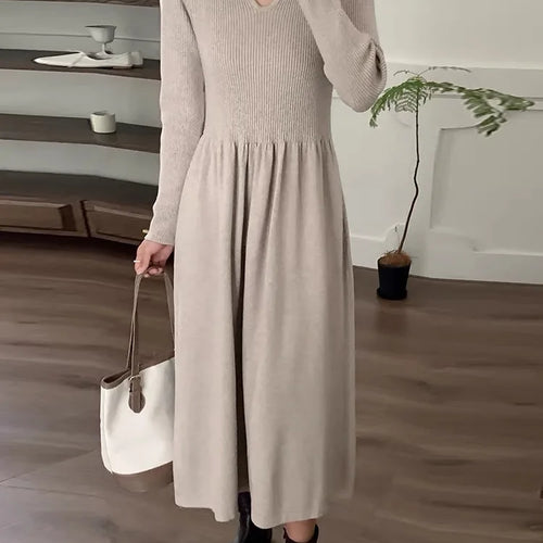 Load image into Gallery viewer, Autumn Winter Women Elegant V-neck Long Sleeve Slim Knit Pleated Dress Solid Casual A-line Sweater Long Dress 2023 French Simple

