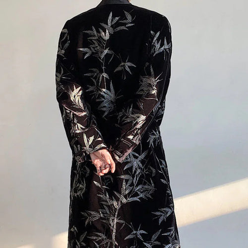 Load image into Gallery viewer, Men's Trench Coat Spring Embroidered Silver Bamboo Decoration New Chinese Style Stand Collar Handsome Male Clothing 9W1706
