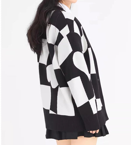 Soliaten V-neck Plaid Checkerboard Oversized Cardigan Women Autumn Winter Single Breasted Ladies Long Sweter Jumper  C-174