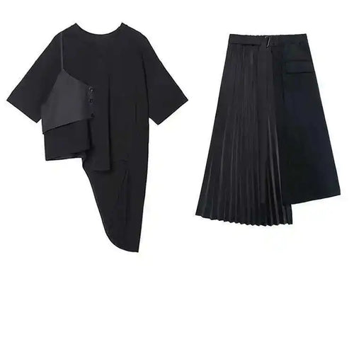 Load image into Gallery viewer, Black T-shirt Pleated Irregular Half-body Skirt Two Pieces Suit New Round Neck Women Fashion Spring Summer 2025 1DH5042
