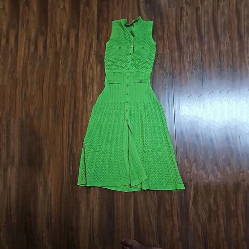 Load image into Gallery viewer, Ladies 2024 Summer Black Sexy Sleeveless O-neck Single Breasted Knit Dress Women Green Elegant Slim Fashion Pleated Long Dresses
